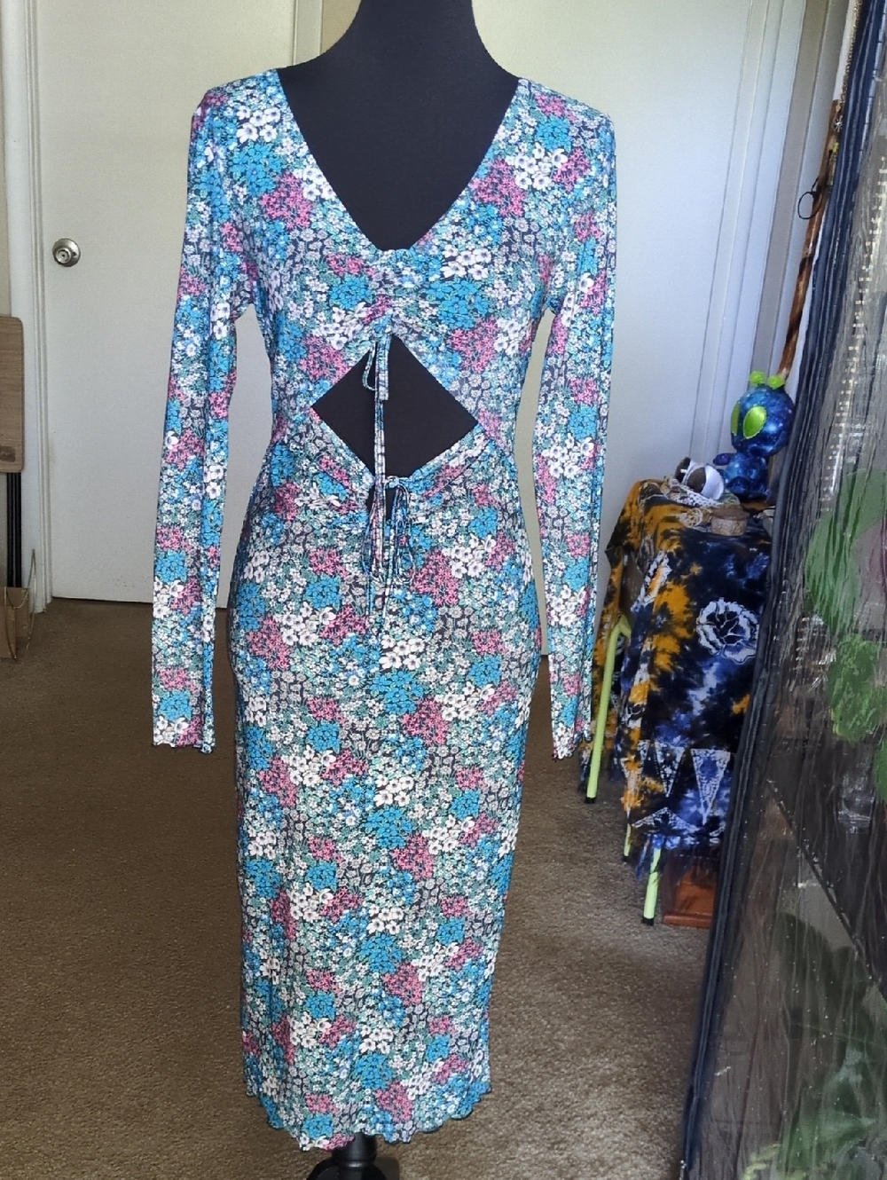 Long Sleeve Floral Cutout Maxi Dress in Blue and Pink